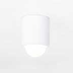 PARKIV___0016_WHITE_FLUSH_STRAIGHT_ON